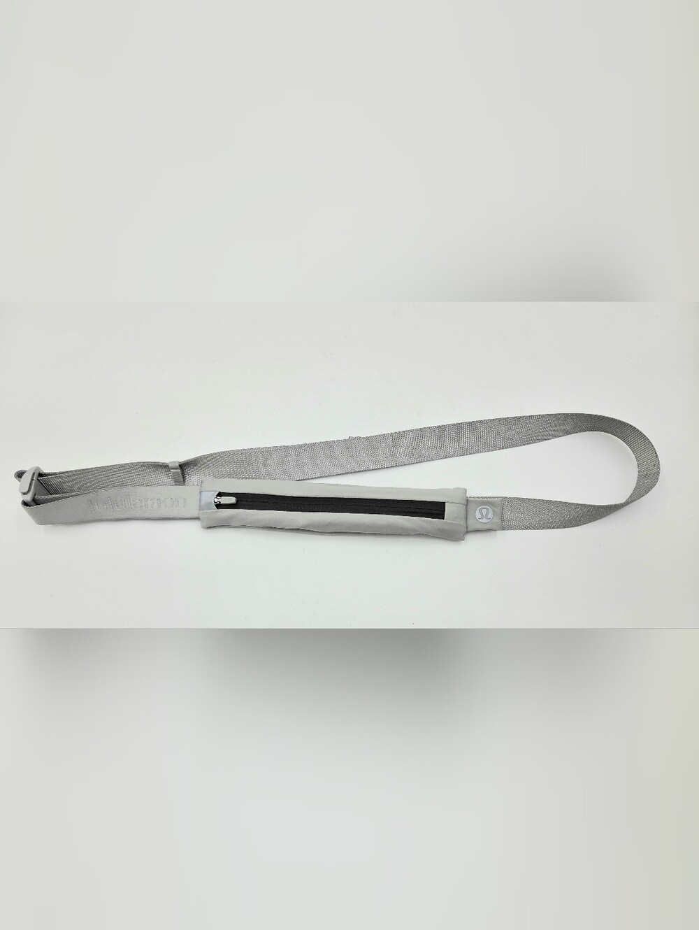 Lululemon Fast And Free Ultra Slim Fanny Pack Running Belt Size L/XL Gray